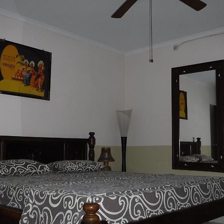 Ombak Putih Bungalows Hotel Nusa Dua  Exterior foto