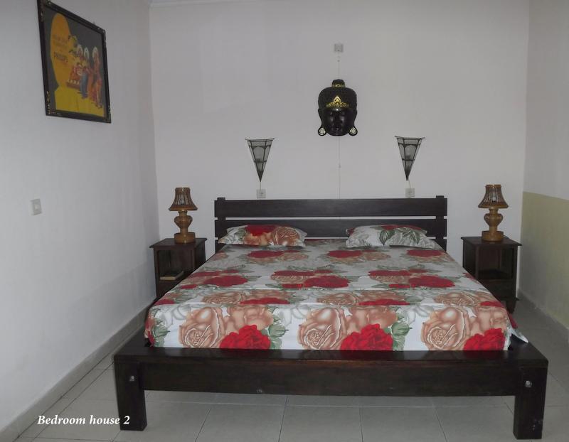 Ombak Putih Bungalows Hotel Nusa Dua  Exterior foto