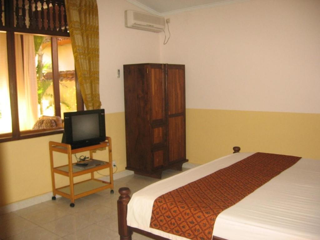 Ombak Putih Bungalows Hotel Nusa Dua  Exterior foto